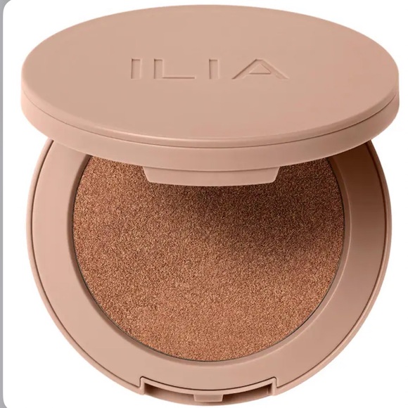 NEW ILIA 
Sunshift Weightless Silky Cream Bronzer with 12-hour Wear - Picture 1 of 7